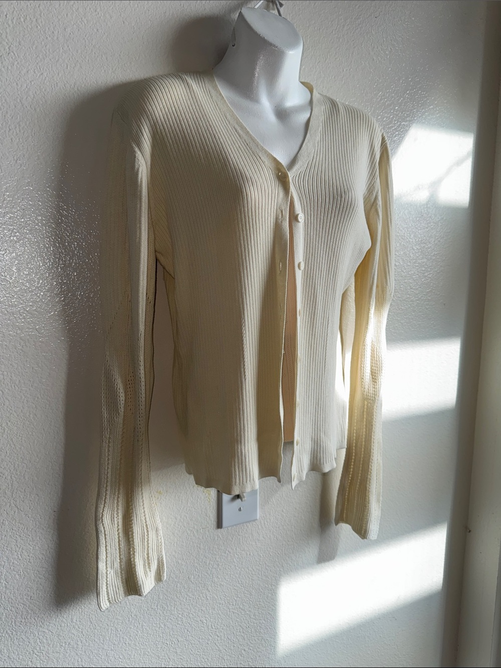 Vintage Guess button up sweater size L